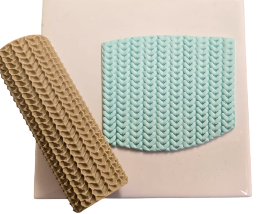 Текстурен ролер за полимерна глина- имитация пуловер