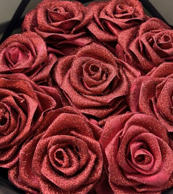 Букет от сатенени рози " Червено" Букет от сатенени рози " Червено"