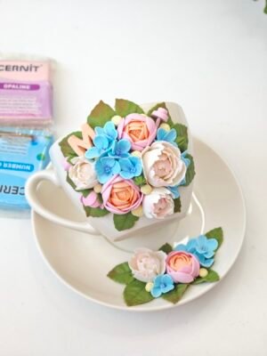 Чаша с  полимерна глина с цветя