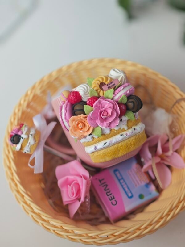 Чаша с декорация от полимерна глина с Маргаритки (Копие)