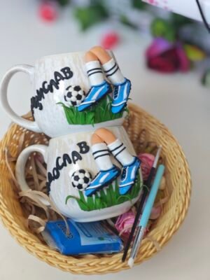 Чаша с полимерна глина за фен на футбола