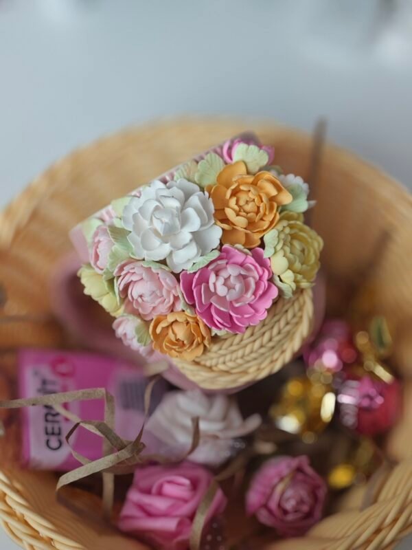 Чаша с  полимерна глина с цветя